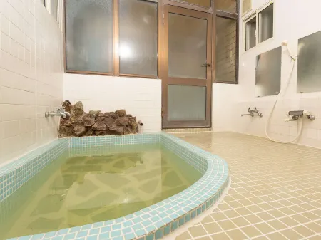 Ryokan Osakaya Отели рядом с достопримечательностью «Towada Shrine»