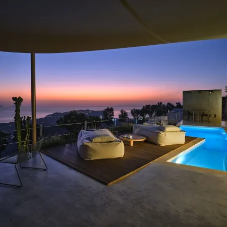 Santorini Heights