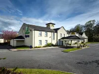 Holiday Inn Express Glenrothes Hoteles en Freuchie