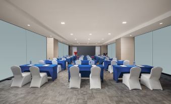 Holiday Inn Express Shanghai Pujiang