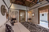 The Beach Villa Hoteles en Sigar Penjalin