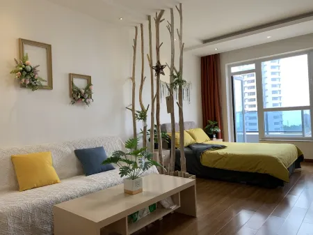 Xijuren Apartment (Changjiang Road) Отели рядом с достопримечательностью «Thumb Plaza»