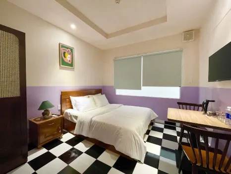 Ahu Hotel & Apartment Hotels near Dau Tam Tailor