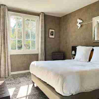 Logis Hôtel le Château de la Barge Rooms