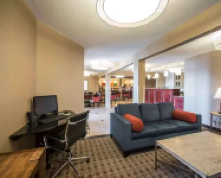 Quality Inn & Suites Boonville - Columbia