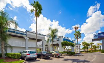 Best Western Orlando East Inn  Suites