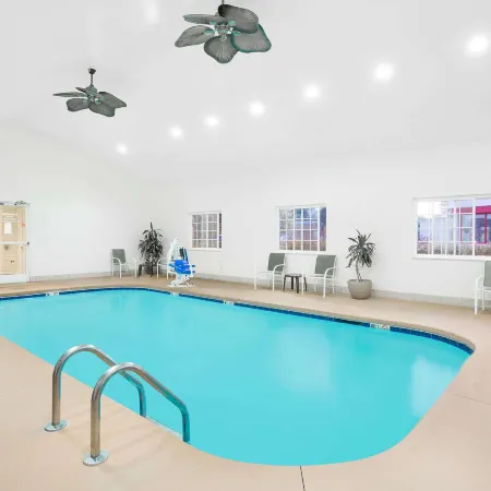 Microtel Inn & Suites by Wyndham Beckley East