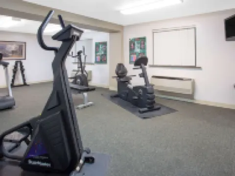 Super 8 by Wyndham Billings Hotels in Billings