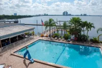 Best Western Fort Myers Waterfront - piscine