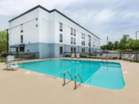 Wingate by Wyndham Goodlettsville グッドレッツヴィルのホテル