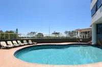 Beachfront Towers - Beach