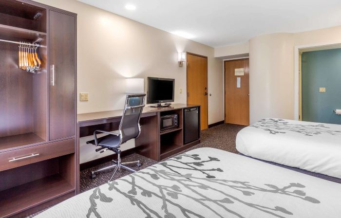 Sleep Inn & Suites