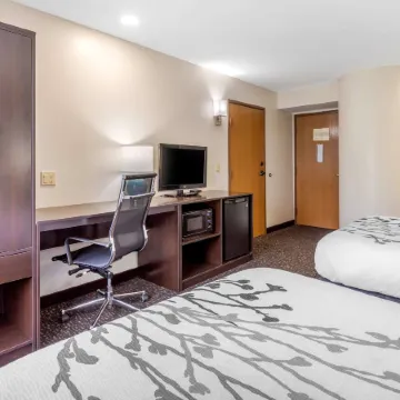 Sleep Inn & Suites
