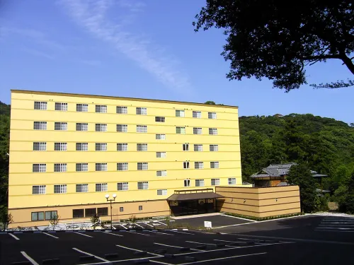 Atami Hotel Paipuno Kemuri - Bãi đậu xe