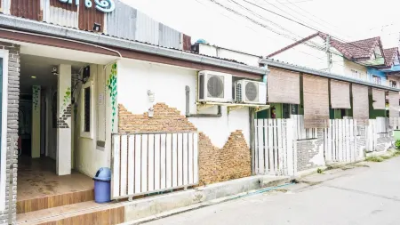 RoomQuest Amphawa VaylaSamran