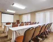Comfort Inn & Suites Moreno Valley Near March Air Reserve Base فنادق في مورينو فالي