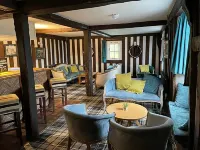 The Hole in the Wall Hotels in Little Wilbraham