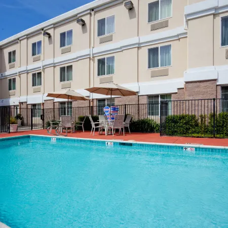 Holiday Inn Express & Suites LIVERMORE by IHG
