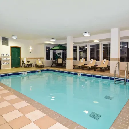 Country Inn & Suites by Radisson, Stevens Point, WI