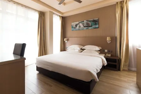 Three Inn Отели рядом с достопримечательностью «Пятничная мечеть»