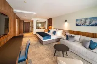 Luxury Hotel Riva