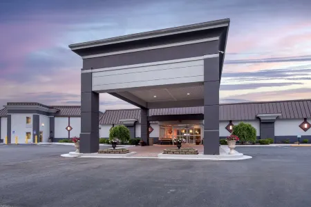 Best Western Plus Bridgeport Inn