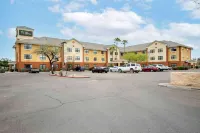 Extended Stay America Select Suites - Phoenix - Deer Valley Hotel berhampiran Adobe Mountain Train Museum