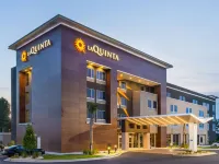 La Quinta Inn & Suites by Wyndham Valdosta Hotels in Lowndes County