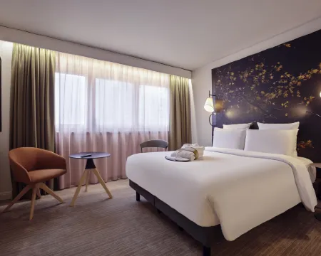 Hôtel Mercure Paris la Défense Hotels in Courbevoie