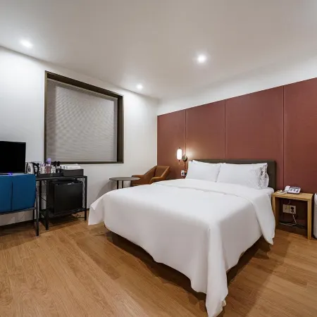 Daegu Daemyeongdong Brown Dot Seongdangmot Branch