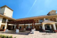 Days Inn by Wyndham Humble/Houston InterContinental Airport Hotels in Humble