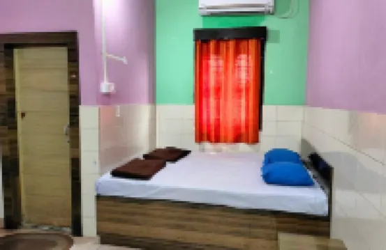 Goroomgo Central Guest House Agartala