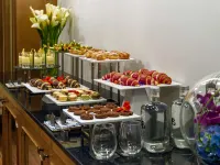 H10 Duque de Loule - breakfast
