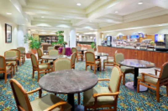 Holiday Inn Express & Suites TACOMA by IHG