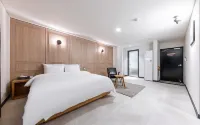 부안 라움 드라이브인 호텔 부안청자박물관 주변 호텔