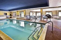 Hampton Inn & Suites Cape Cod-West Yarmouth - Beach