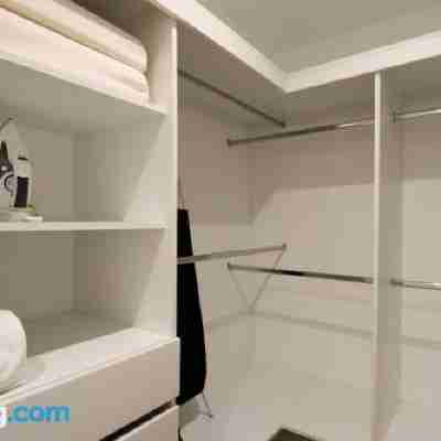 Spacious & Elegant 2Br w Terrace in Miraflores Others