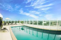 Diff Hotel - Pools