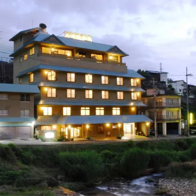Shibuonsen Taiyokan Yamatoya Hotels near Jigokudani Monkey Park