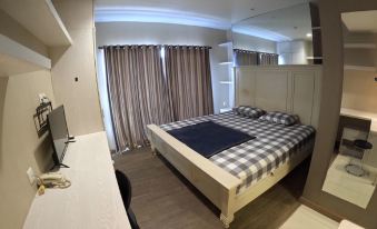 Student Park 732 by We Stay