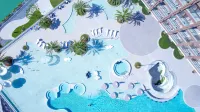 HUALUXE Hotels and Resorts SANYA YALONG BAY RESORT - Infinity Pools