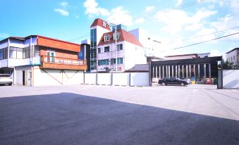 Youngju Academy