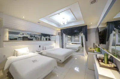 Dom Hotel