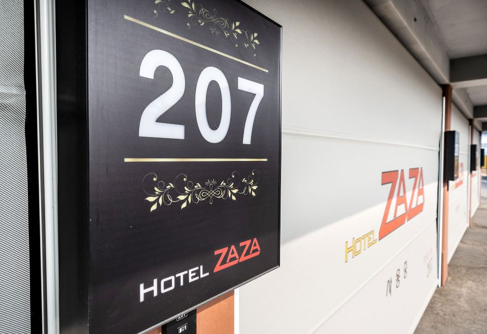 2. 여주 자자 무인..