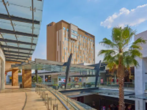 City Express Plus by Marriott Ciudad de México Mundo E Hotels in Tlalnepantla
