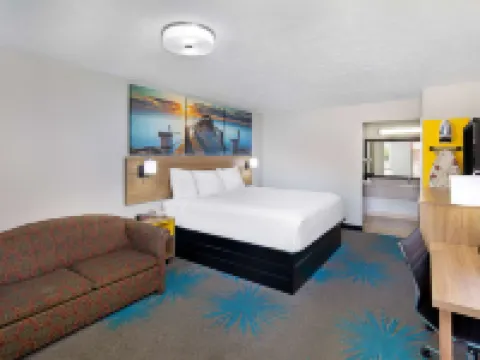 Days Inn by Wyndham Savannah Hotels in Hardin County