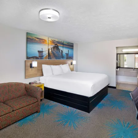 Days Inn by Wyndham Savannah
