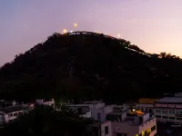Ponnis Hotel Hotels in Palani