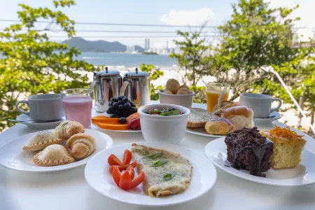 Marambaia Hotel e Convenções