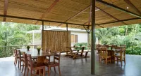 Tamarindo Bay Boutique Hotel